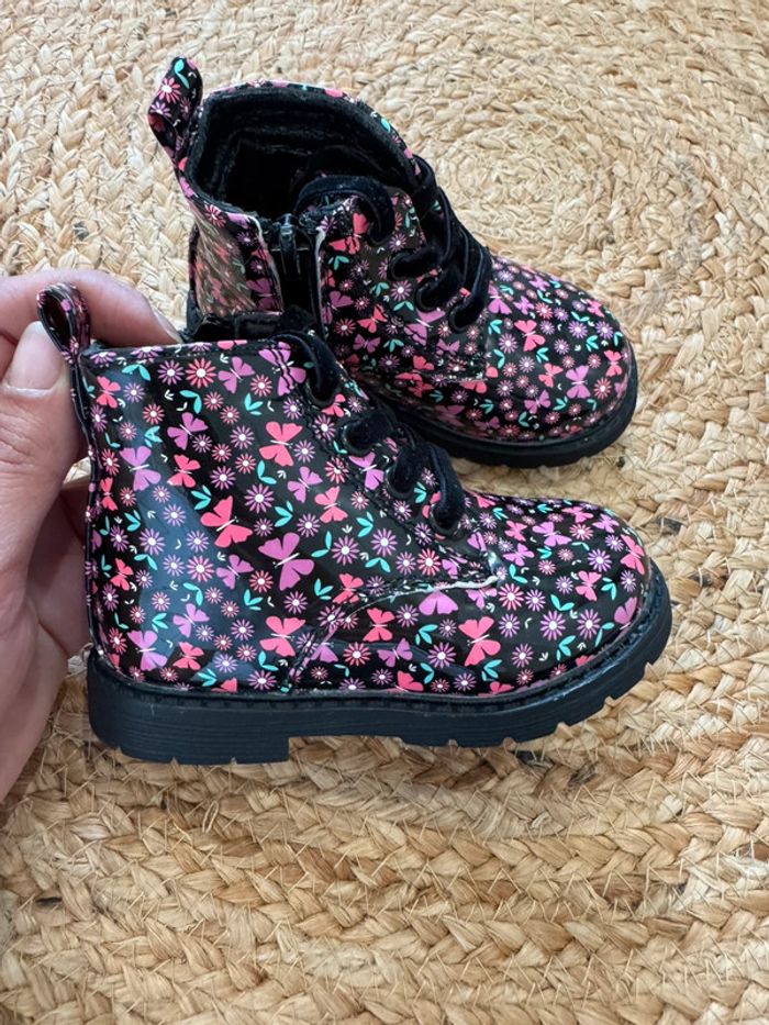 Bottines taille 20 - photo numéro 2