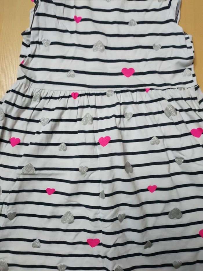 Robe 6.8 ans - photo numéro 4