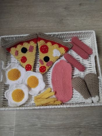 Lot de dînette crochet