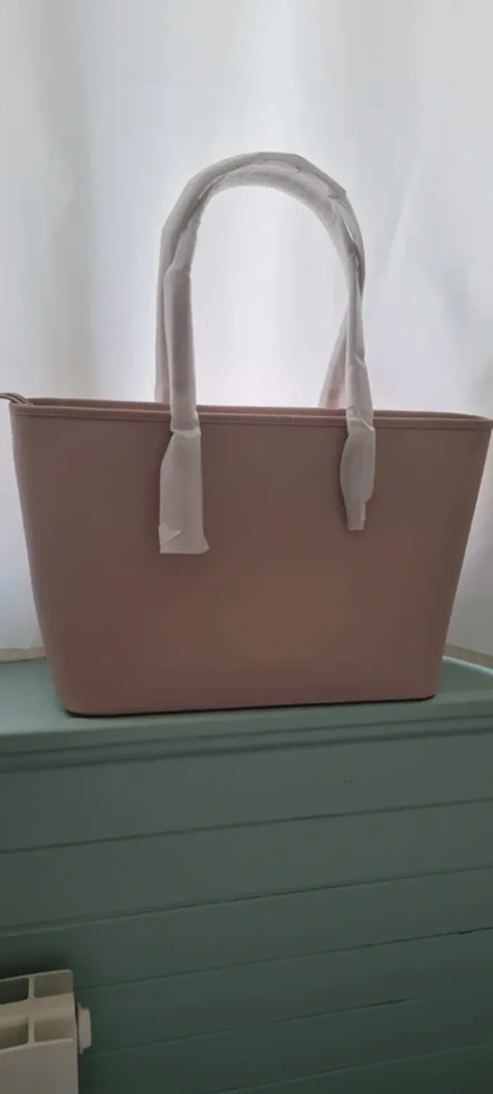 Très grand sac cabas Mickael Kors original neuf - photo numéro 5