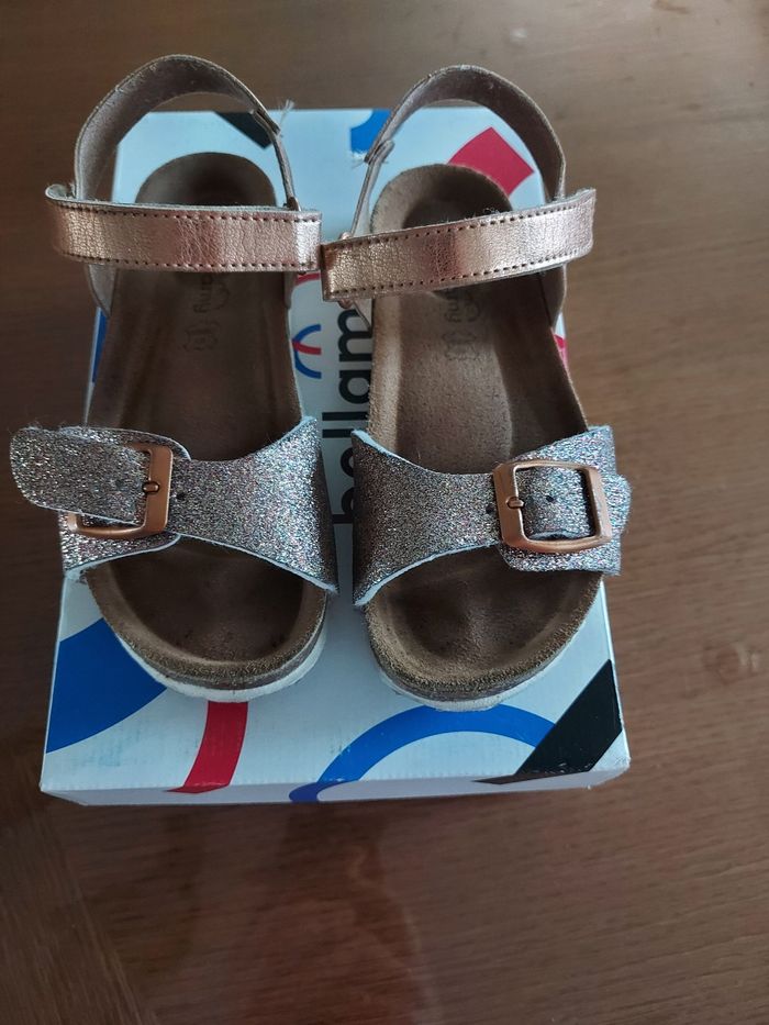 Sandale taille 29