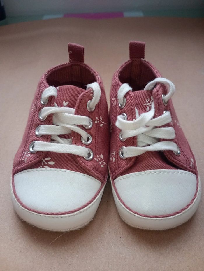 Chaussures bébé - photo numéro 2