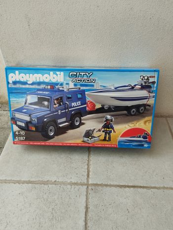 Playmobil police avec fourgon et vedette