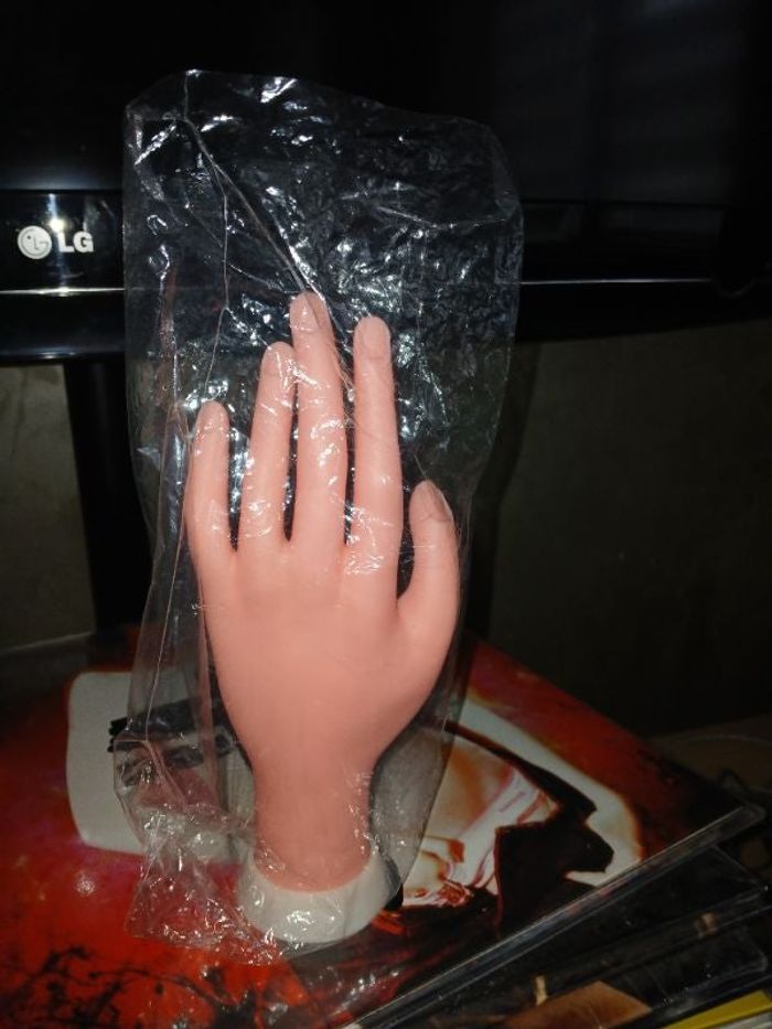 Main manicure
