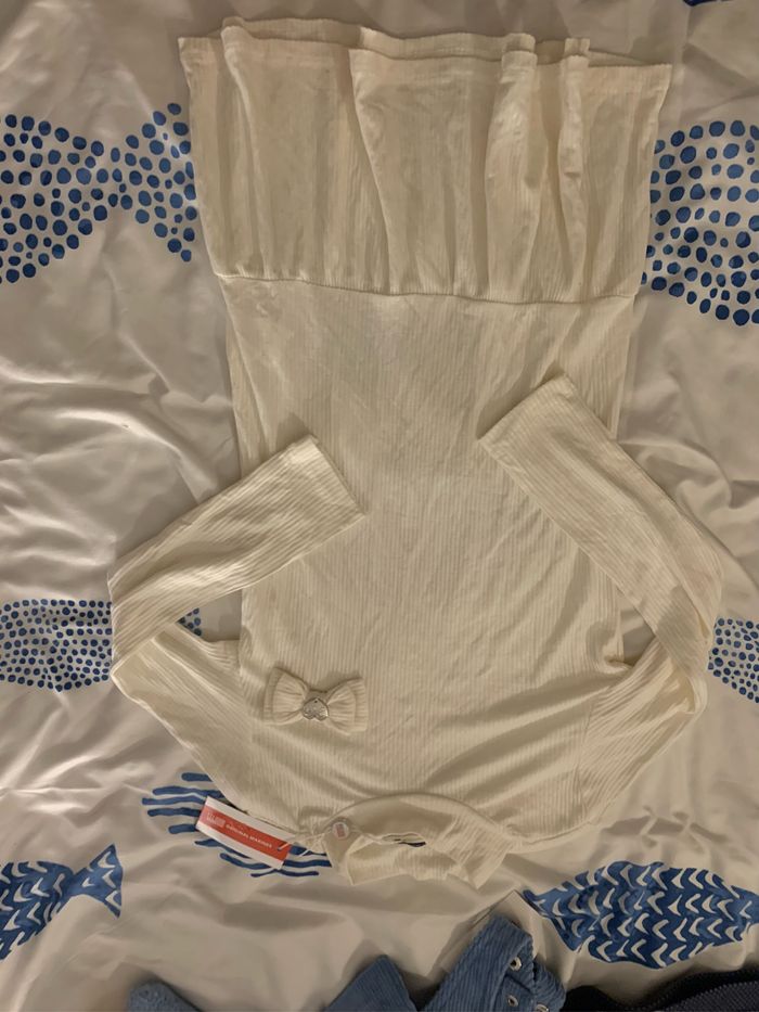 Lot vêtements fille 4/5 ans - photo numéro 8