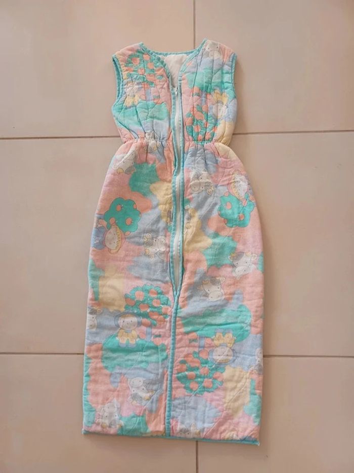 Ensemble chambre bébé : Tour de lit + dessus de lit + gigoteuse - photo numéro 2