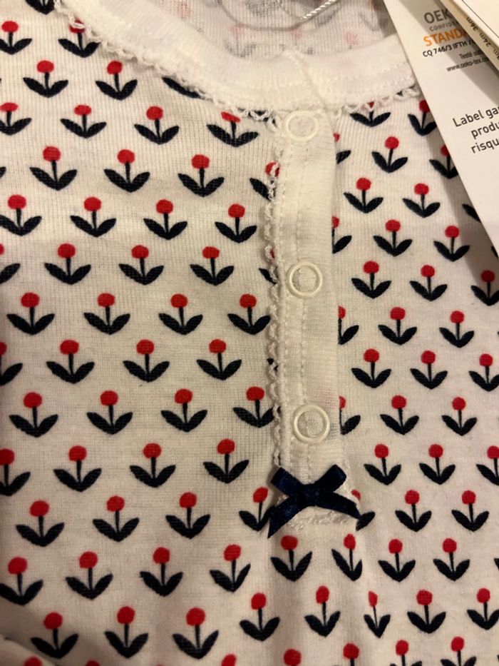 6 ans - haut petit bateau fleurs neuf - photo numéro 5
