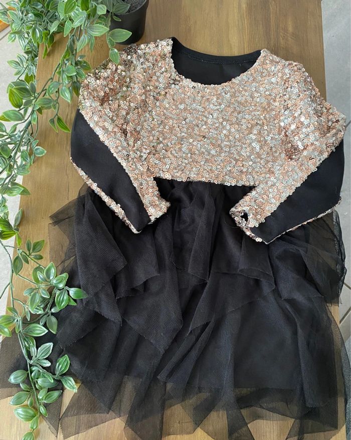 Robe festive taille 6 ans