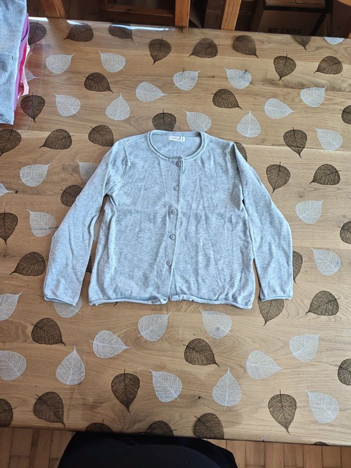 Gilet gris 8 ans