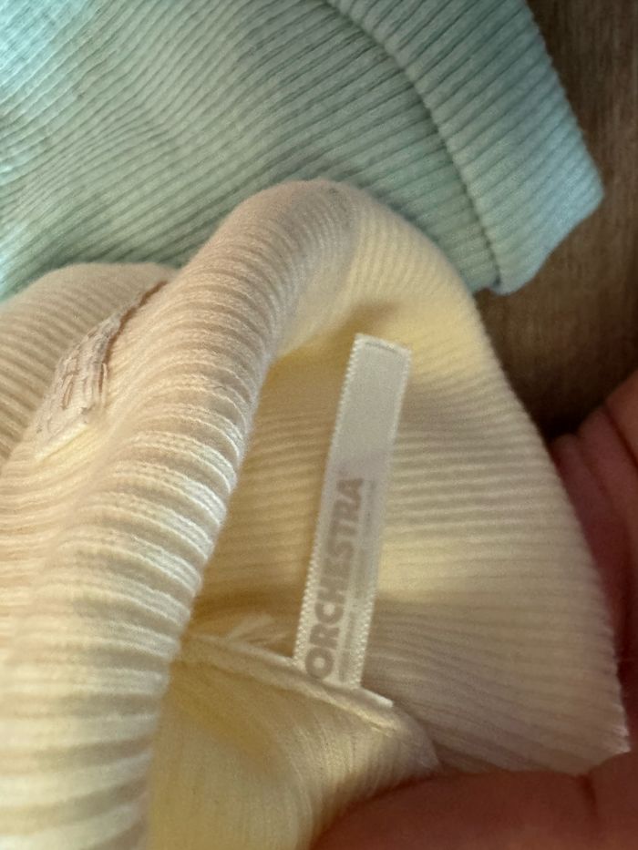 Lot de 2 bonnets Orchestra bébé très bon état - photo numéro 4