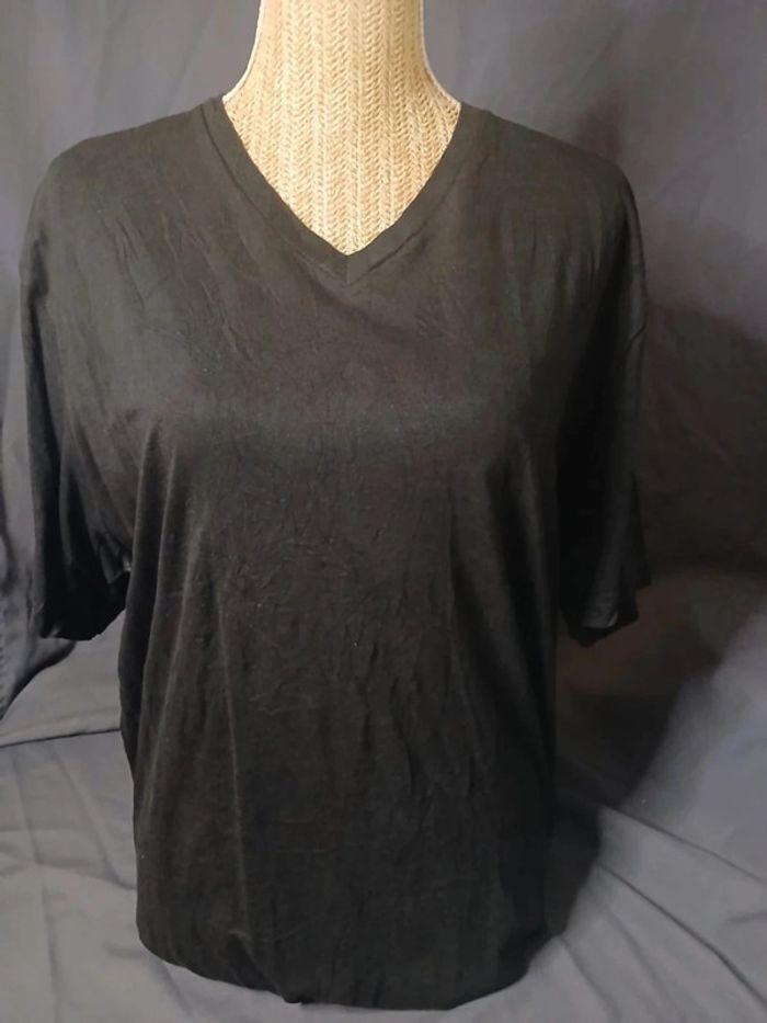 T-shirt tommy hilfiger col V xl - photo numéro 2