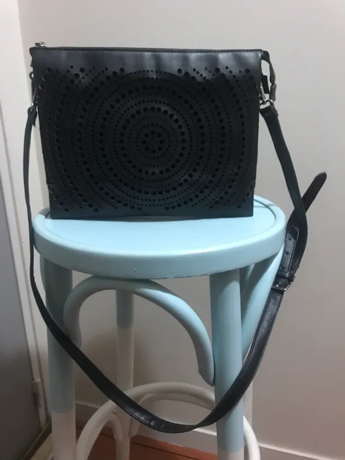 Sac à main noir cuir - photo numéro 2