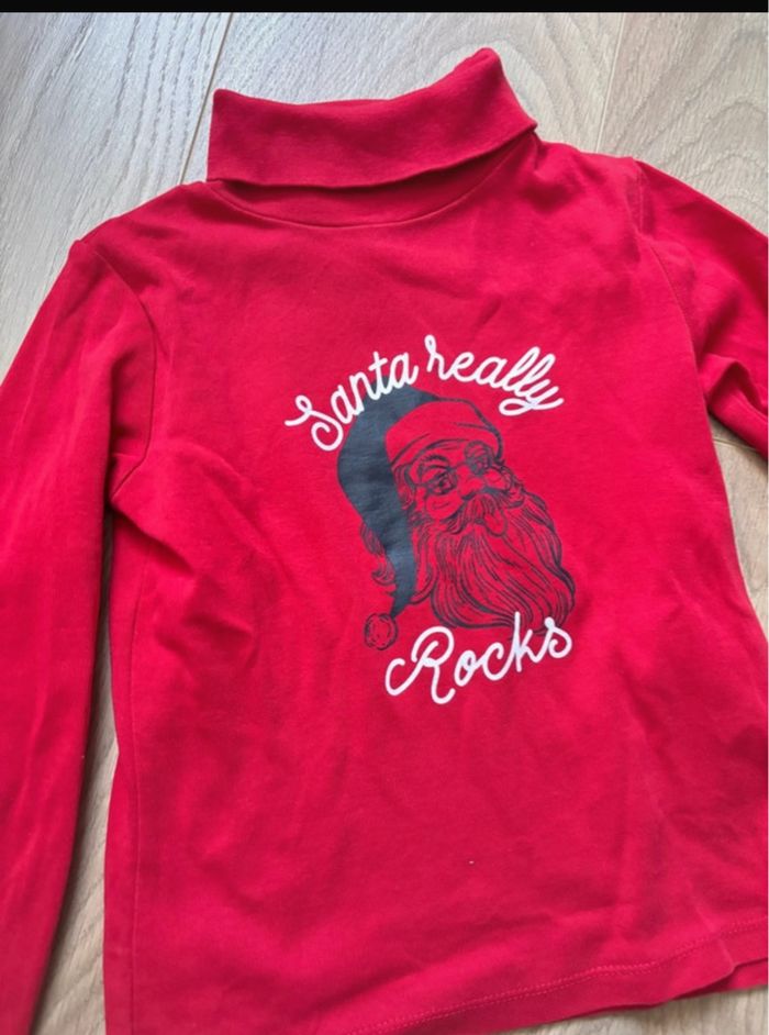 Sous pull Noël garçon rouge Kiabi 5 ans