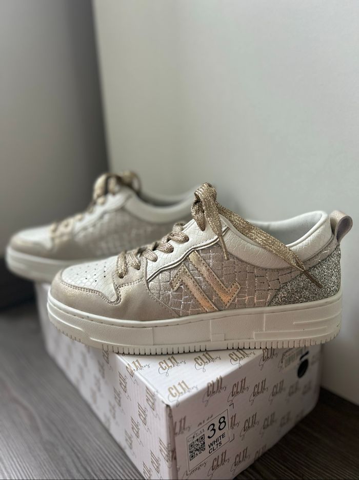 chaussure basket CL11