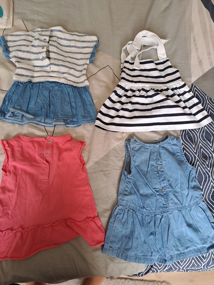 Lot de 4 robes - photo numéro 2