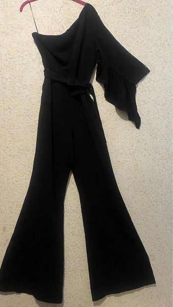 Magnifique combinaison uterque one shoulder 40