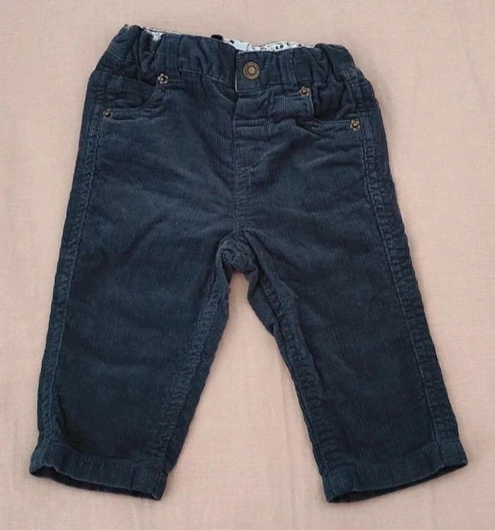 Pantalon fille 6 mois NEUF