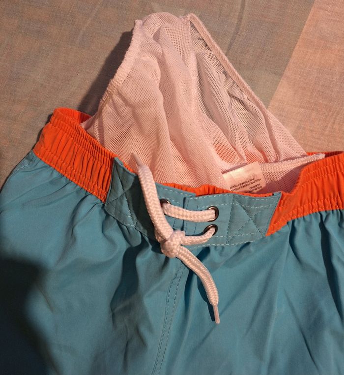 Short de bain 6 ans - photo numéro 4