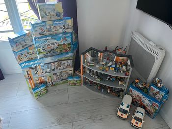 Playmobil hôpital 3 niveaux + helisurface 