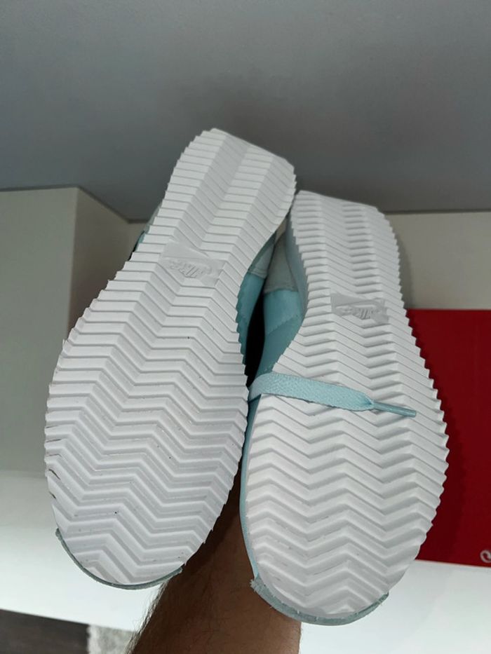 Basket Nike taille 35.5 unisex - photo numéro 8