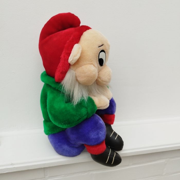 Peluche nain vintage de blanche neige et les 7 nains - photo numéro 4