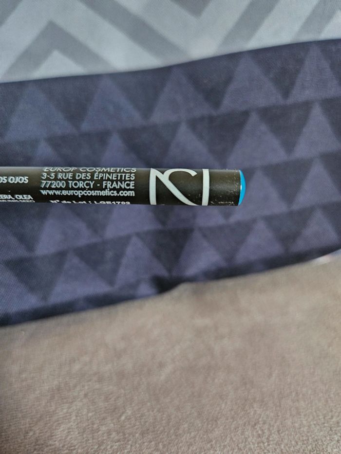 Crayon khôl eyeliner bleu electric neuf - photo numéro 5