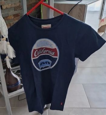 T-shirt levi's