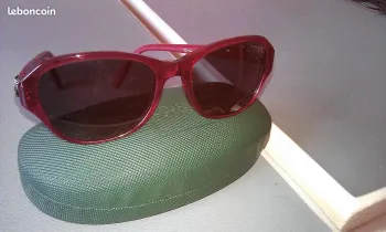 Lunettes de soleil strass  femme