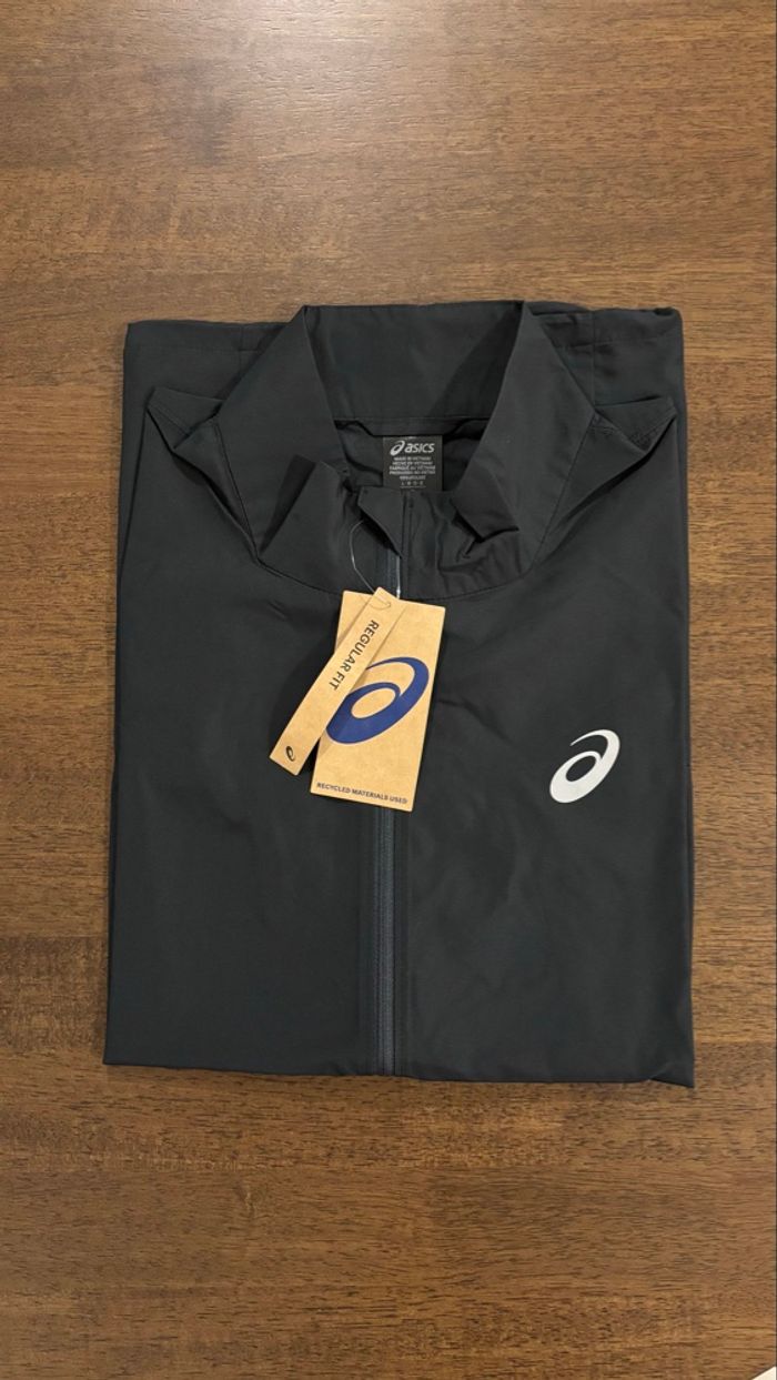 Veste coupe vent Asics Core - photo numéro 9