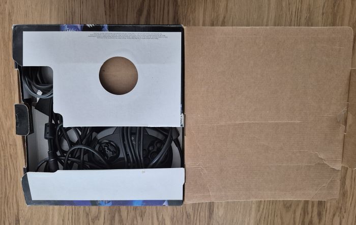 Console Sega Saturn v2 PAL en boite - photo numéro 8