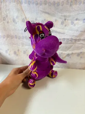 Peluche dragon