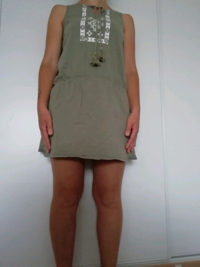 Robe courte - photo numéro 4