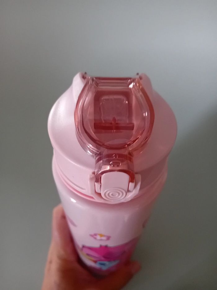 1 ensemble casquette, lunette + gourde 750ml Angel stitch neuf - photo numéro 4