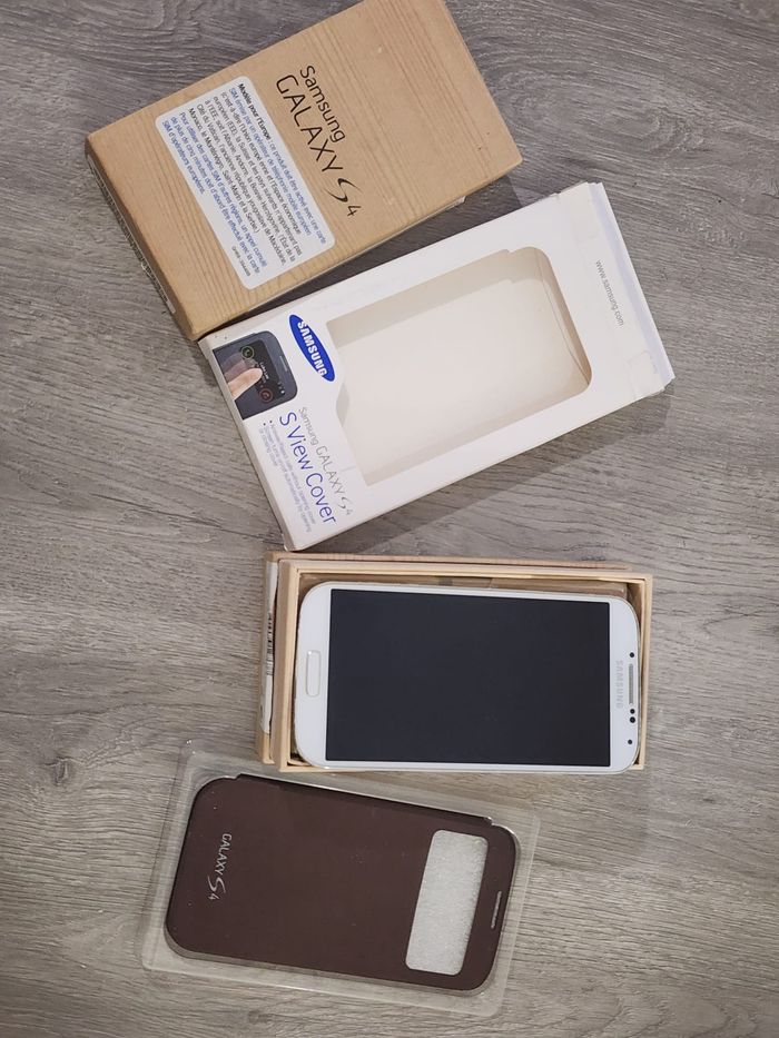 Samsung Galaxy S4 + étui S-View officiel – fonctionne – avec boîte - photo numéro 3