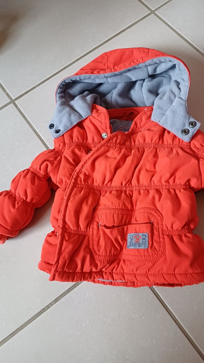 Manteau rouge a capuche Obaïbi 12 mois
