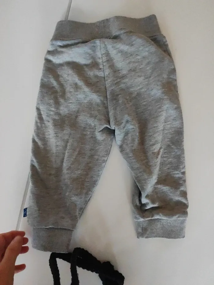 Lot 6 pantalons 18 mois - photo numéro 14