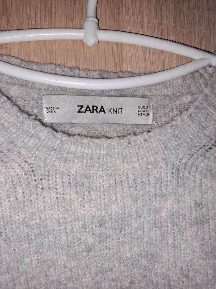 Joli pull gris zara - photo numéro 2