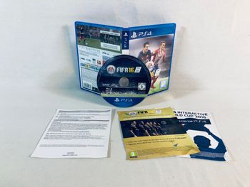 FIFA 16 PS4 FR Complet Très Bon état