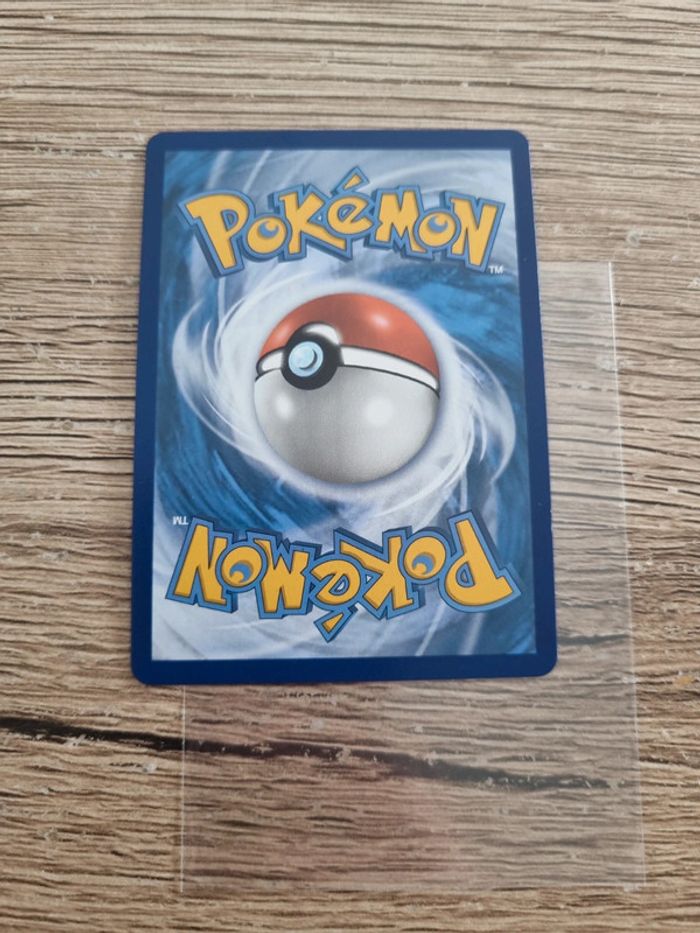 Carte pokémon fulgudog V swsh219 année 2022 - photo numéro 4