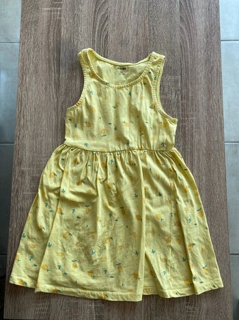 Robe fluide citron 🍋 6 ans