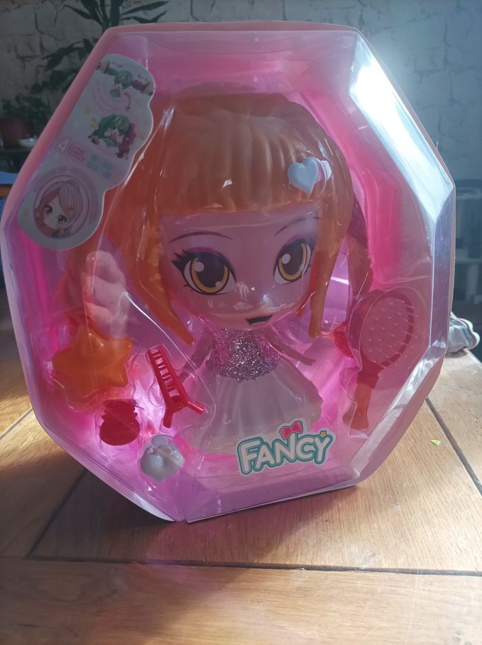 Poupée fancy neuf