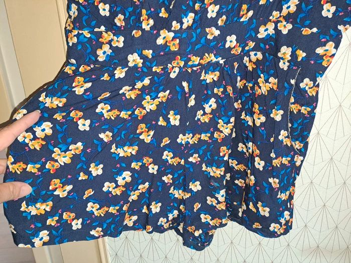 Combo short femme comme neuf bleu boa collection T2 - photo numéro 4