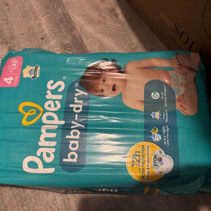 Couche Pampers