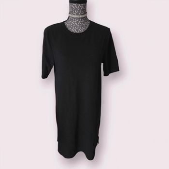Robe marque b.young