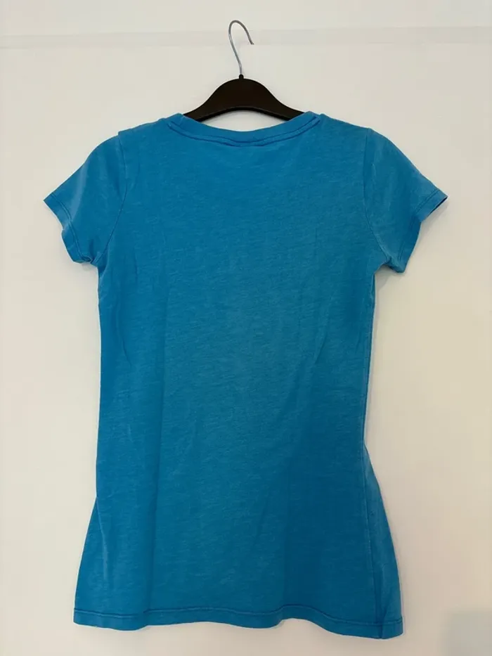 T-shirt Hollister taille XS - photo numéro 2