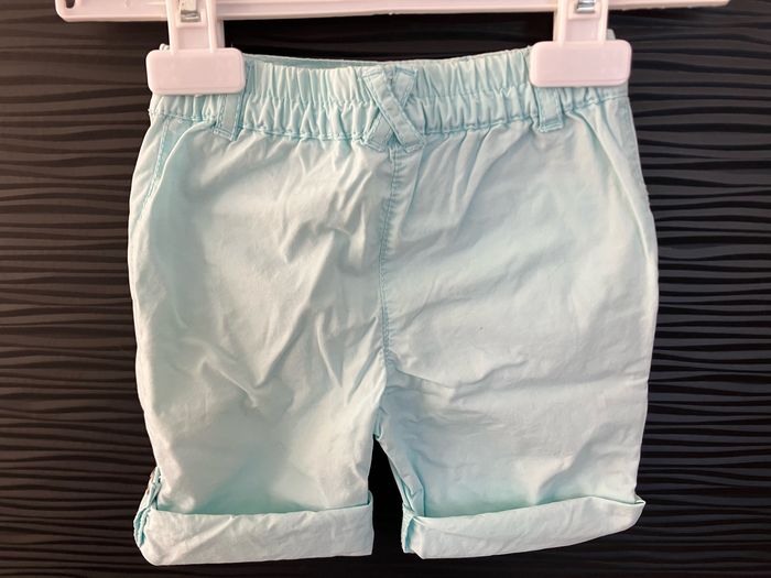 Pantalon/short turquoise C&A 3 mois - photo numéro 2