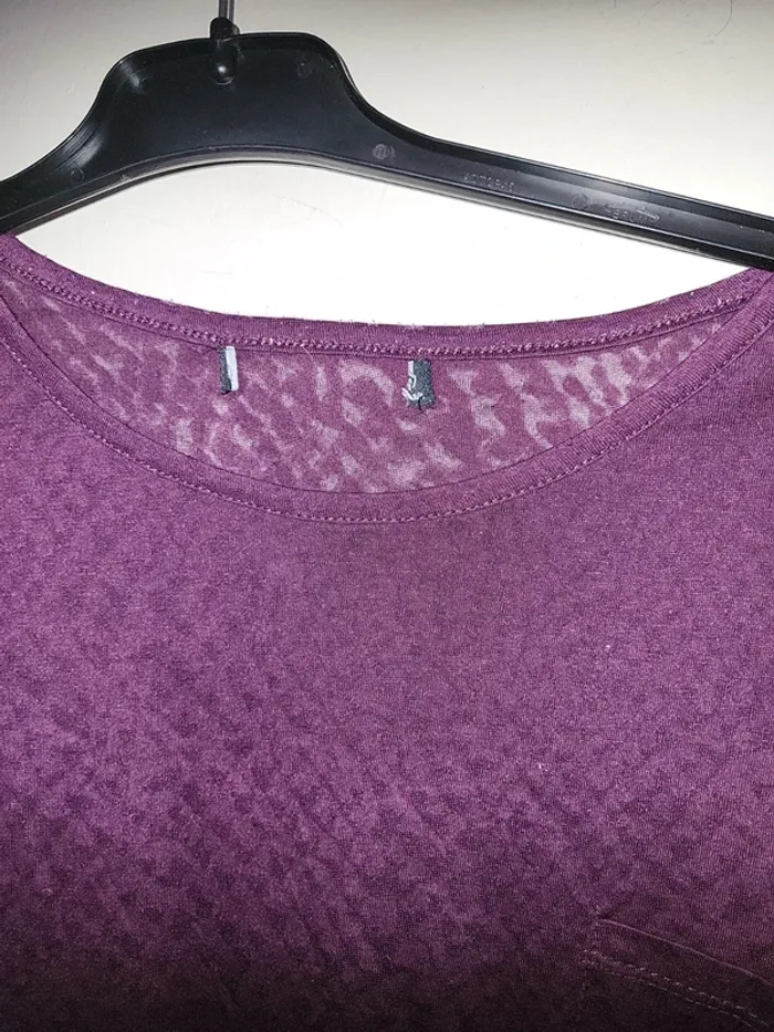 T shirt atmosphère violet - photo numéro 3