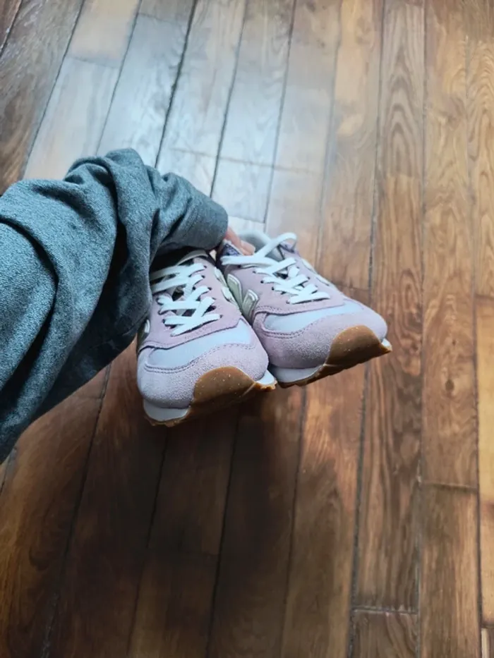 Baskets New Balance 574 pointure 36,5 - photo numéro 11