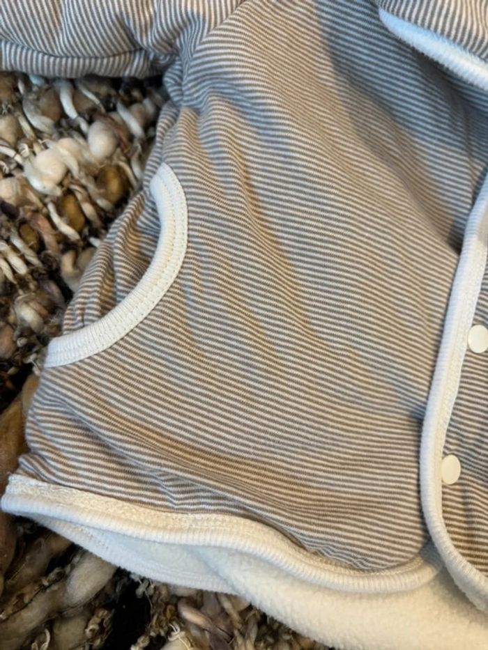Manteau garçon réversible 9 mois - photo numéro 6