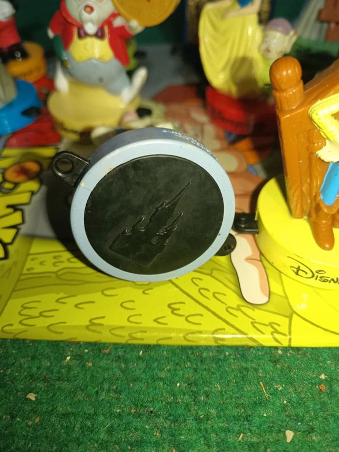 Lot de 14 tampons Disneyland paris Mc donald's vintage 1999 - photo numéro 15